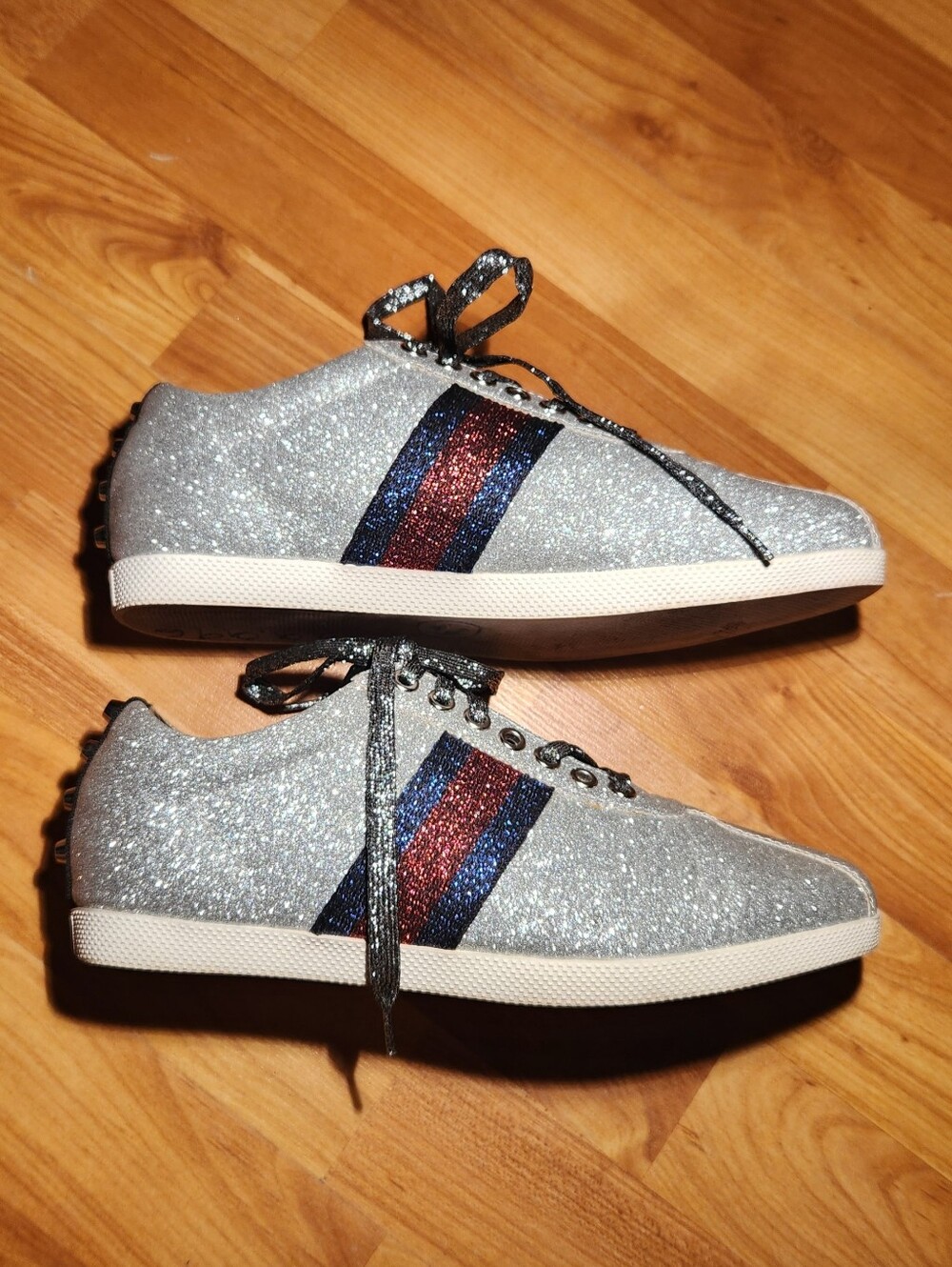 Gucci Silver Glitter Low-Top Sneakers with Red & Blue Stripe